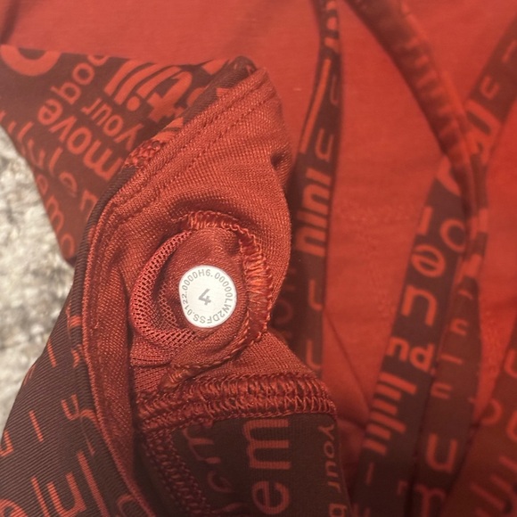 Lululemon Energy High Neck Longline Sports Bra - Size 4 - Picture 7 of 8